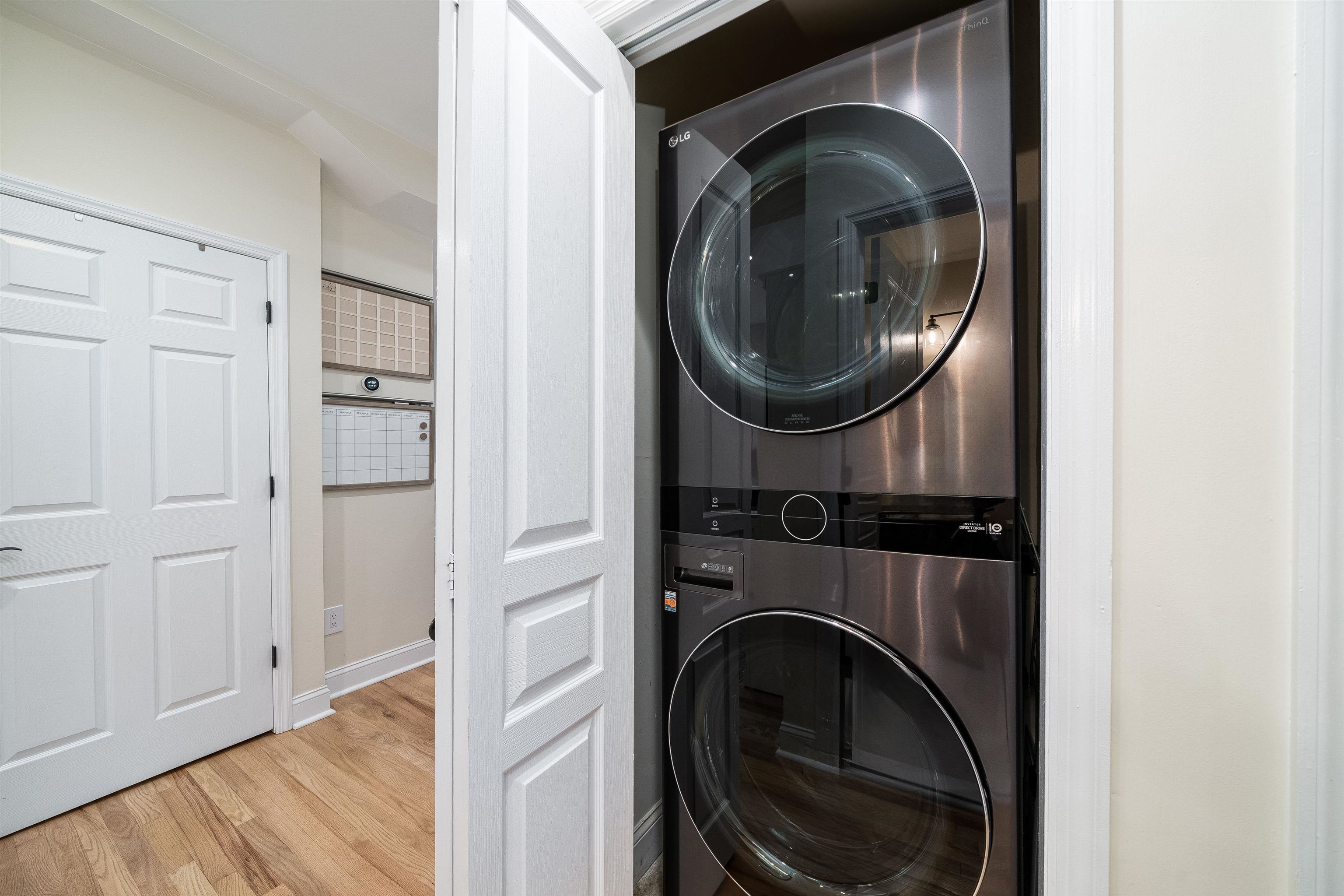 713 Adams St #3, Hoboken, New Jersey image 25