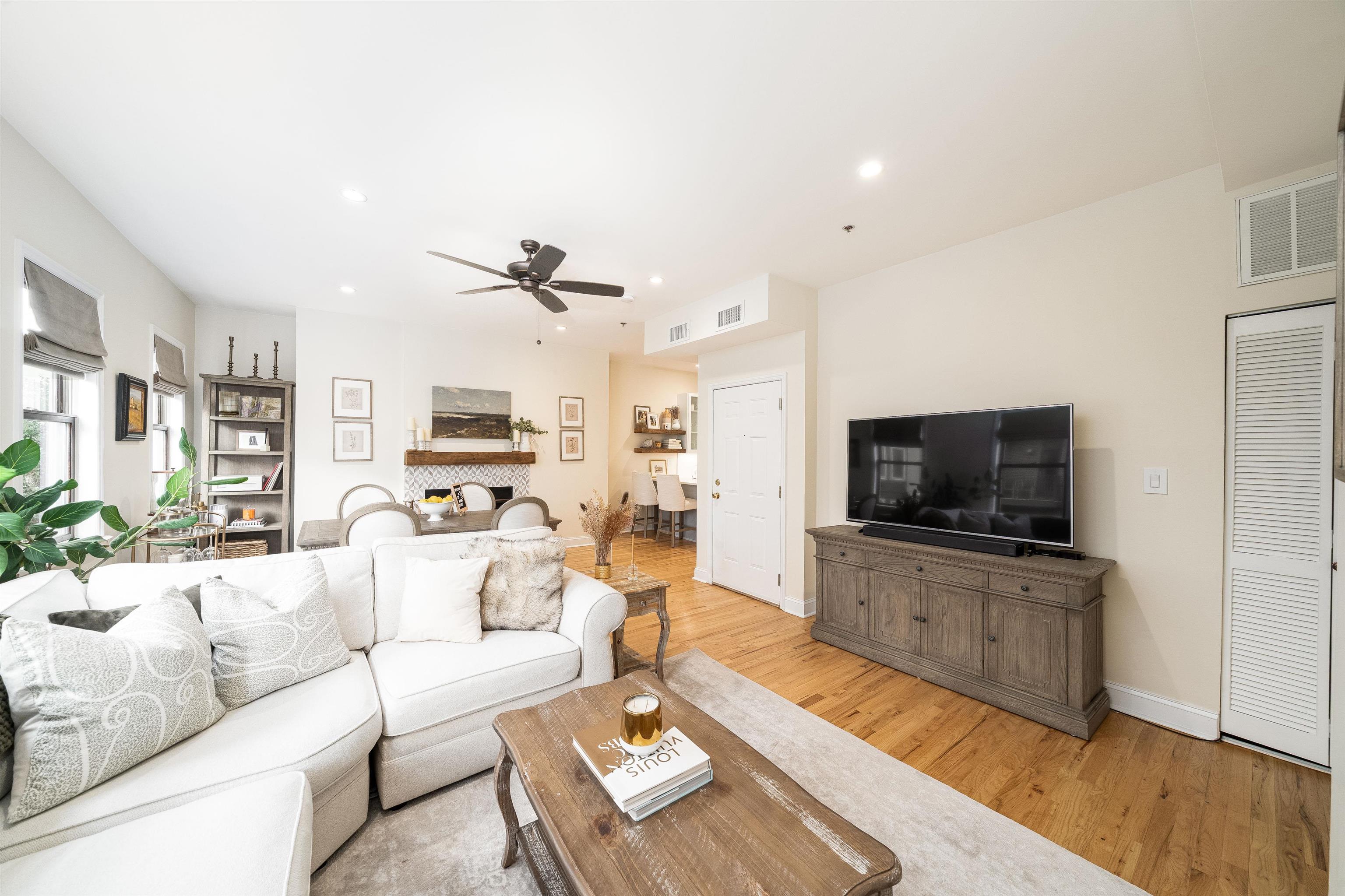 713 Adams St #3, Hoboken, New Jersey image 5