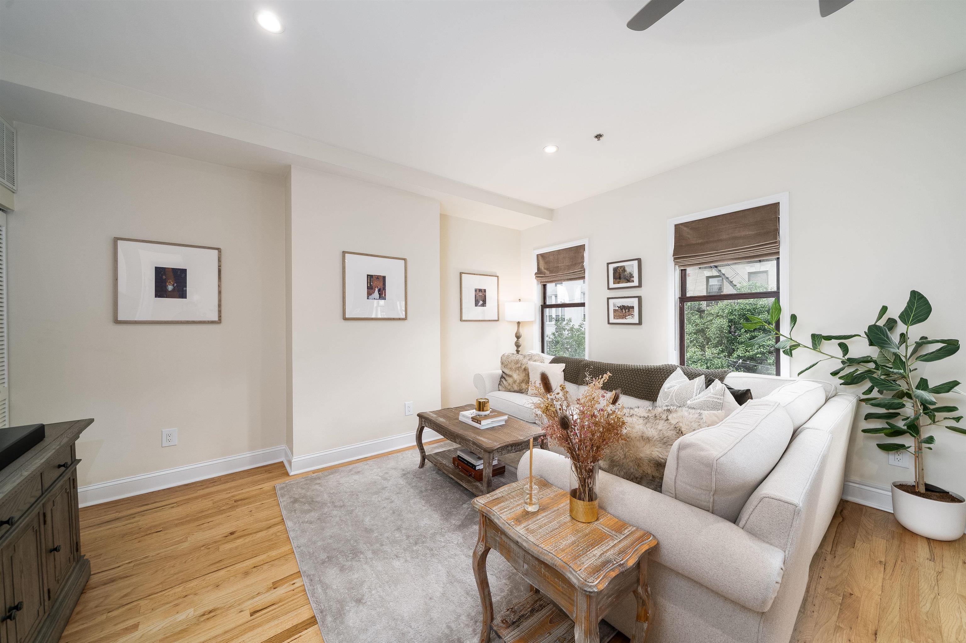 713 Adams St #3, Hoboken, New Jersey image 3