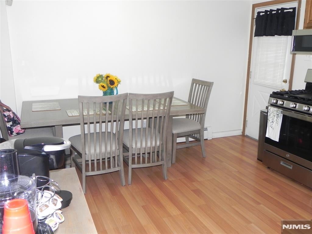 453 LIBERTY ST 11 - Photo 2