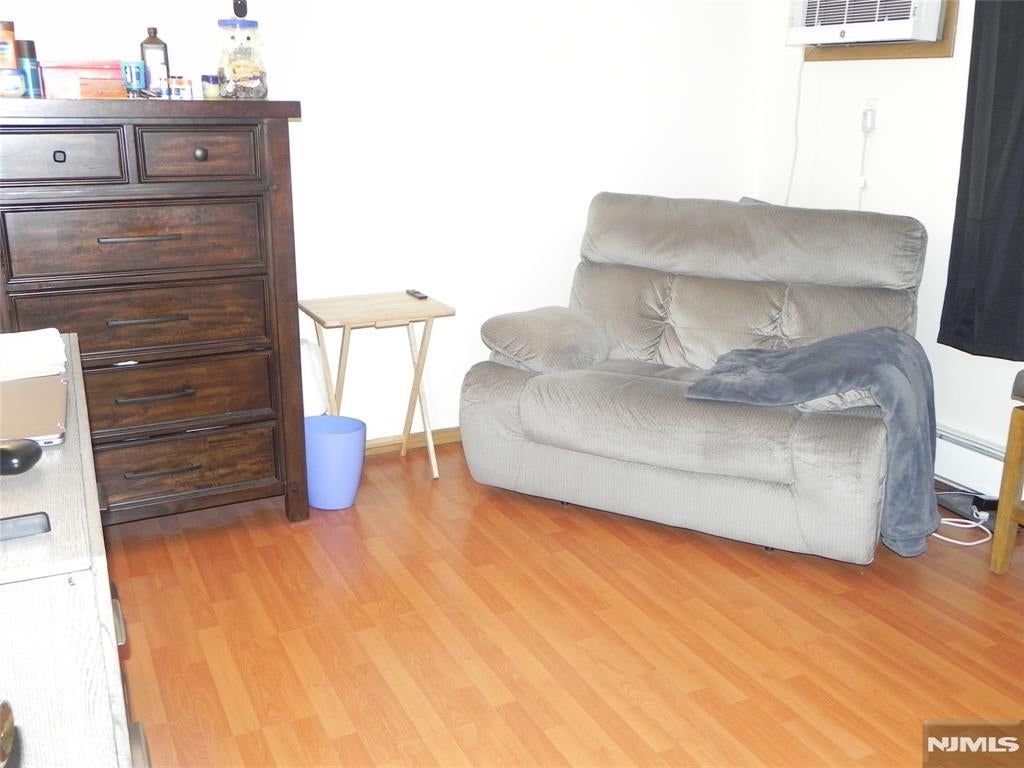 453 LIBERTY ST 11 - Photo 4