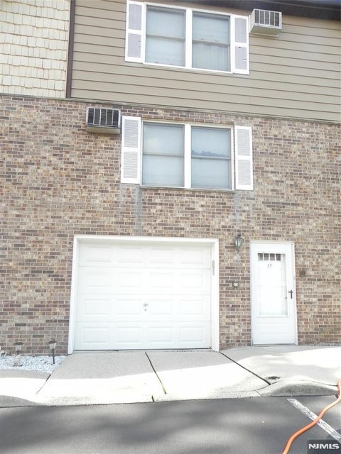 Condo For Rent - 453 Liberty St #11<br/> Bergen County, Little Ferry, NJ 07643