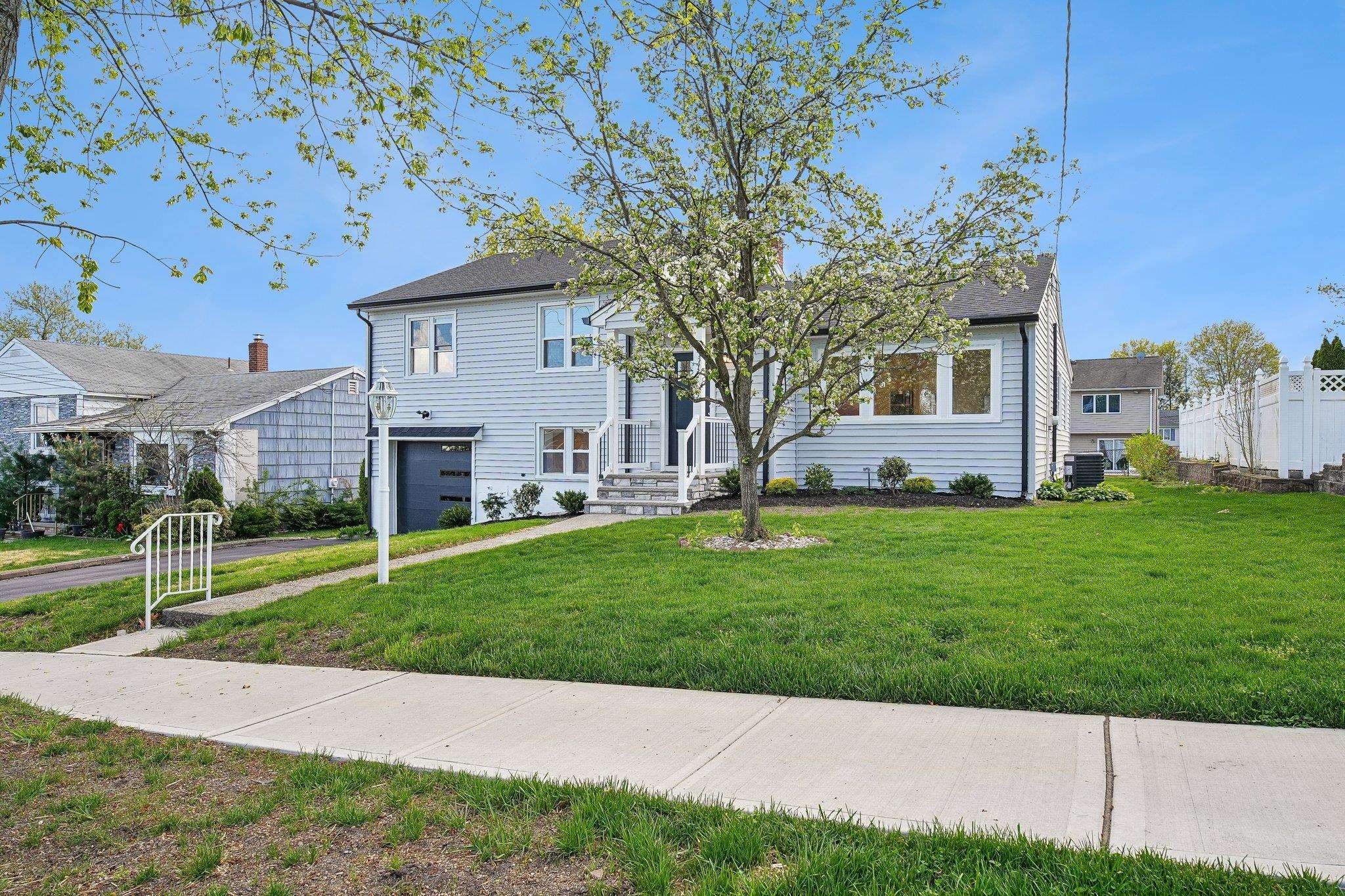 27 MOUNTAINVIEW DR