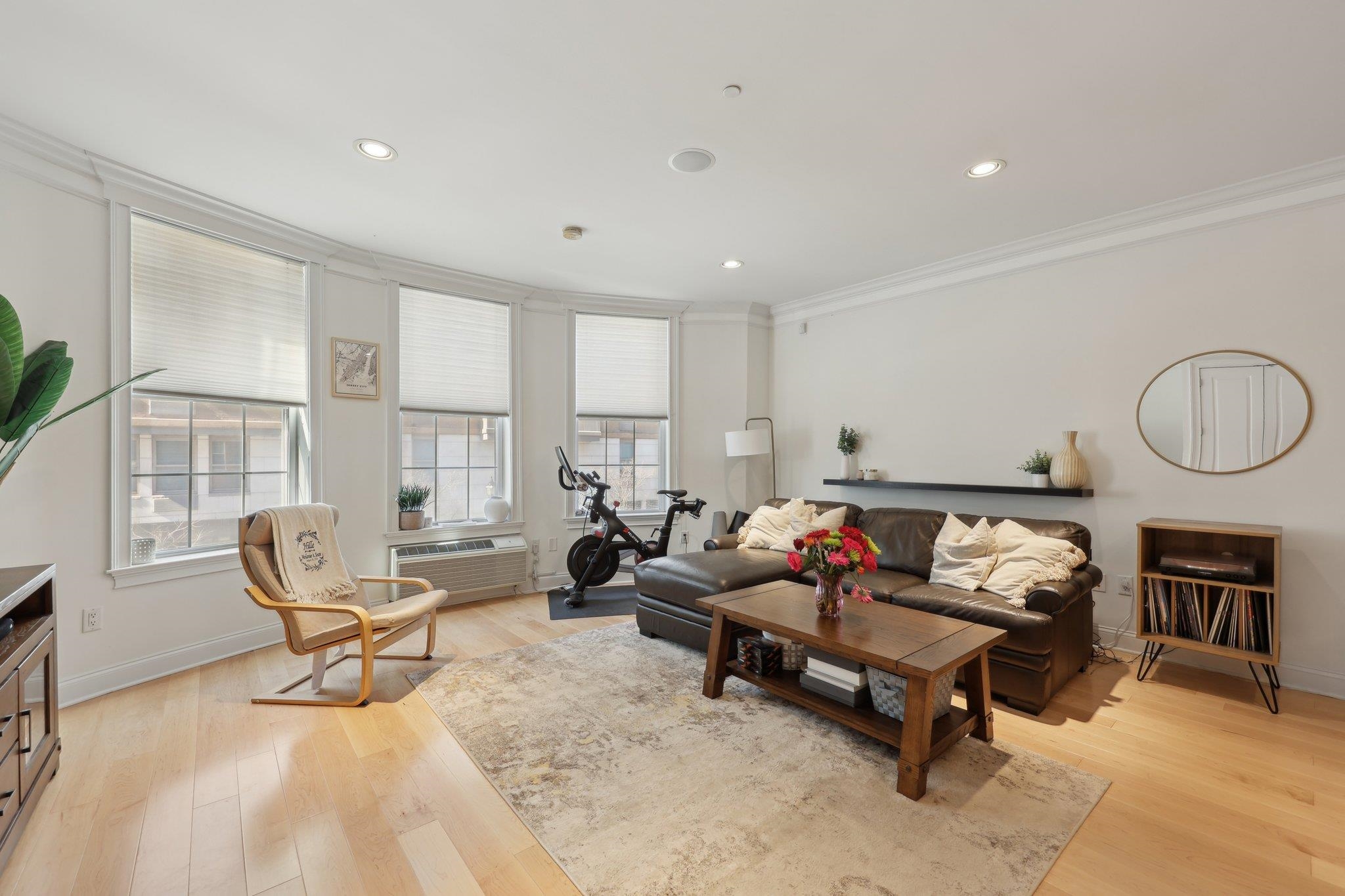 96 Tidewater St #2B, Jersey City, New Jersey image 1