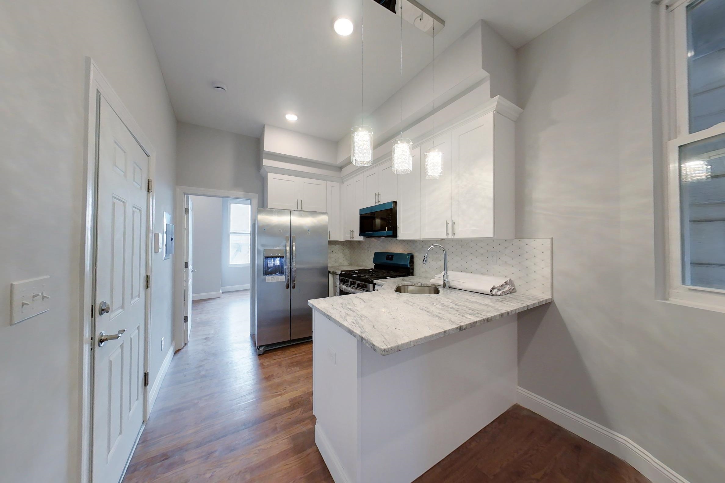 130 45th St #6, Union City, New Jersey image 1