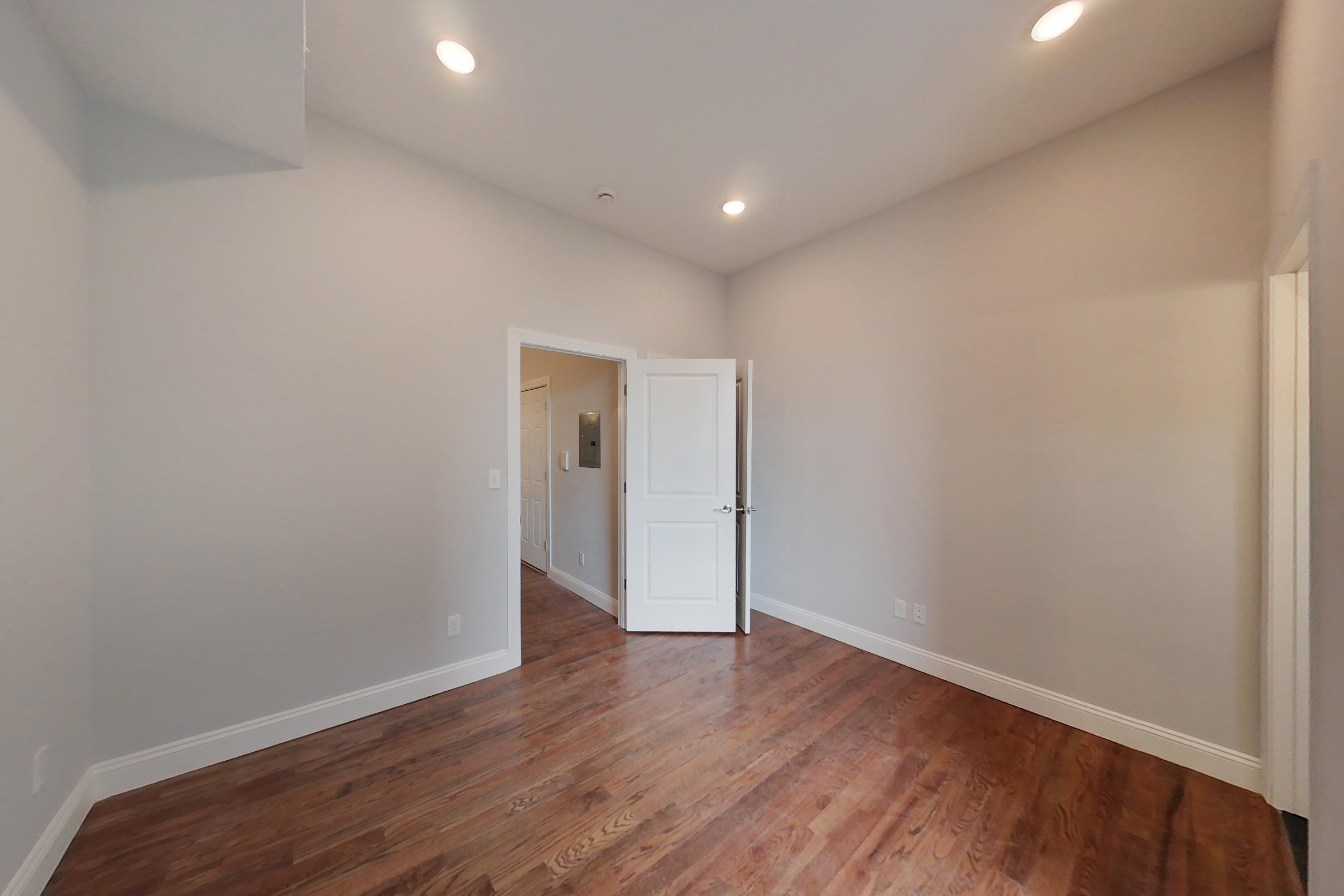 130 45th St #6, Union City, New Jersey image 7