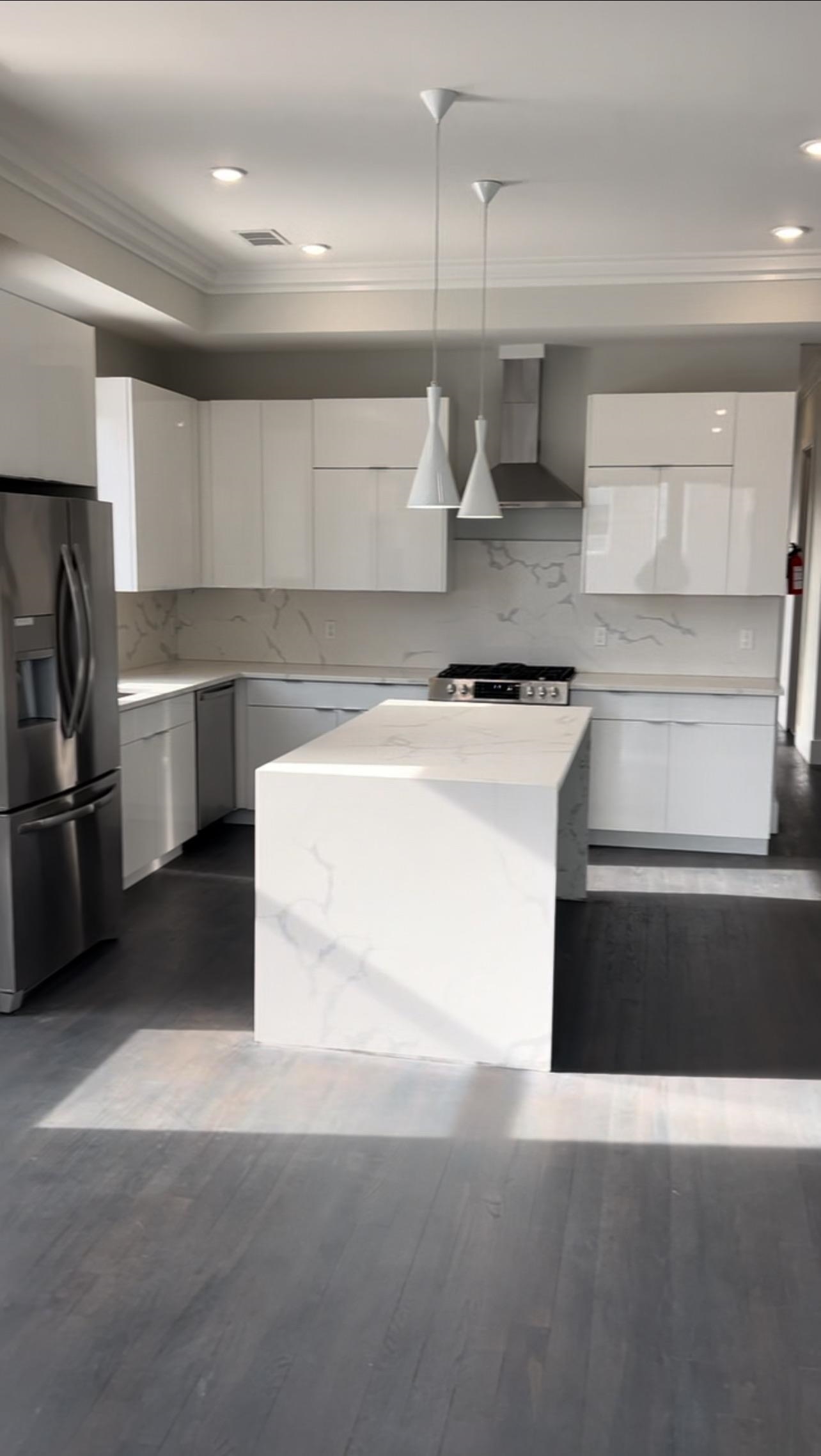 189 Halladay St #2, Jersey City, New Jersey image 3