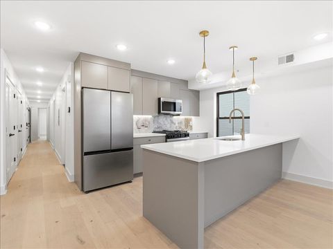 Condo For Sale - 62 Gardner Ave #3<br/> Hudson County, Jersey City, NJ 07304