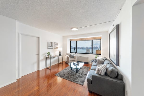 45 RIVER DR S APT 2002, JERSEY CITY, NJ 07310 - Image dc3e65caae49c69df6dc0104f40ae809/222616516