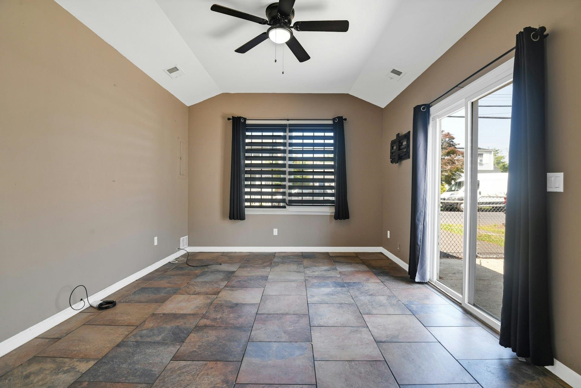 385 Shoreland Circle, SOUTH AMBOY, New Jersey image 16