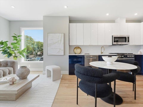 Condo For Sale - 437 Ogden Ave #1L<br/> Jersey City, NJ 07307