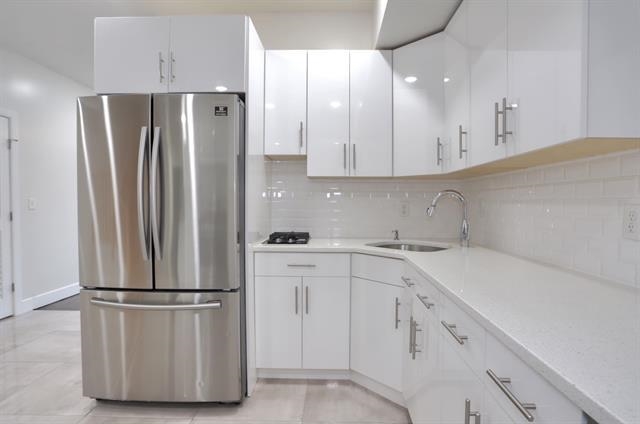 647 OCEAN AVE 1