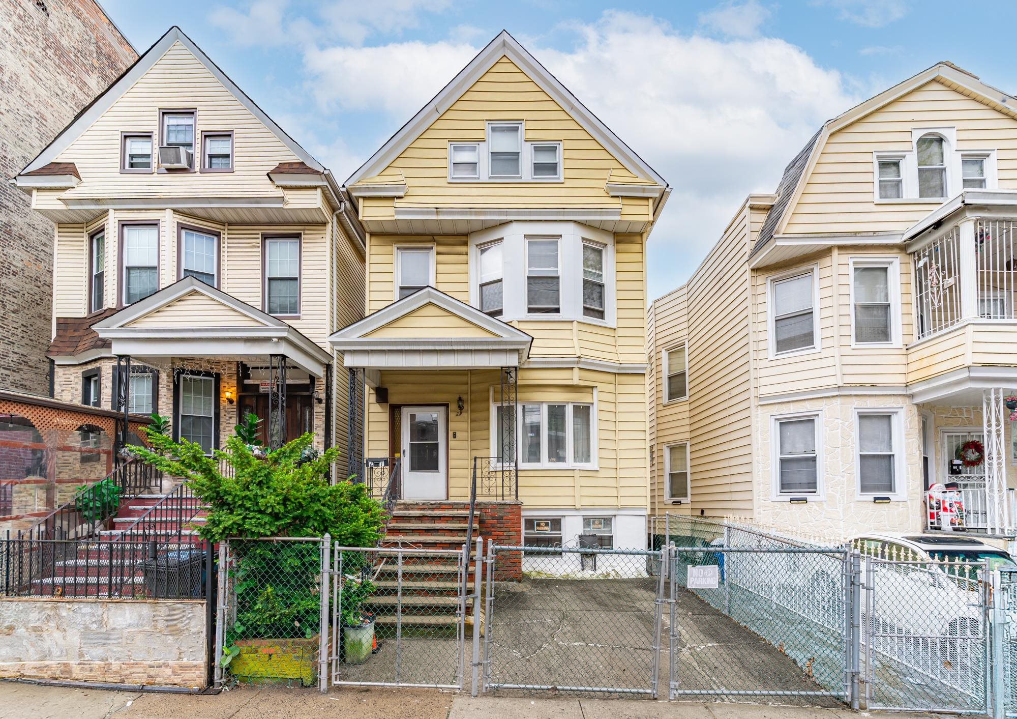27 Lexington Ave, Jersey City, New Jersey image 1