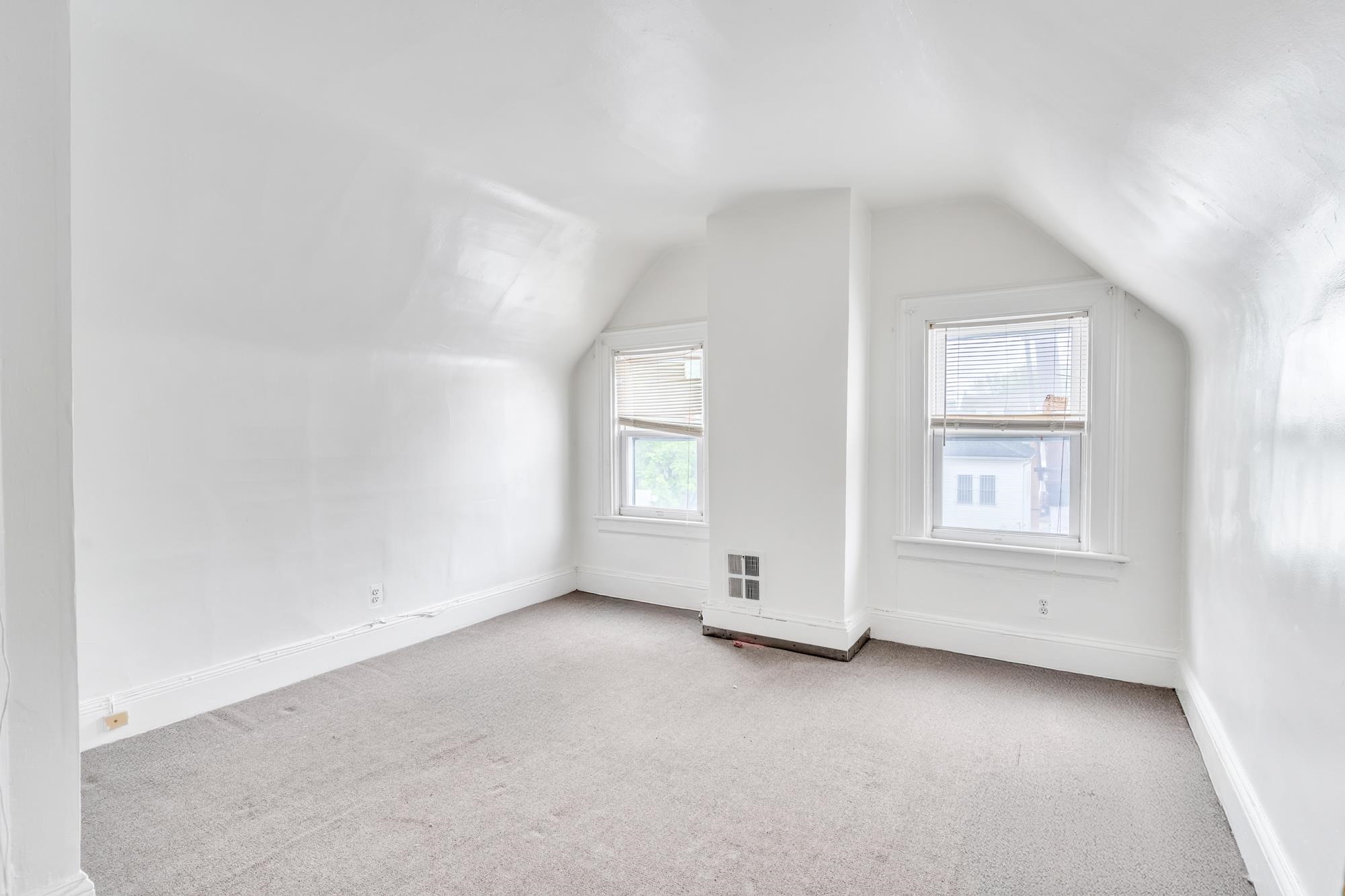 27 Lexington Ave, Jersey City, New Jersey image 24