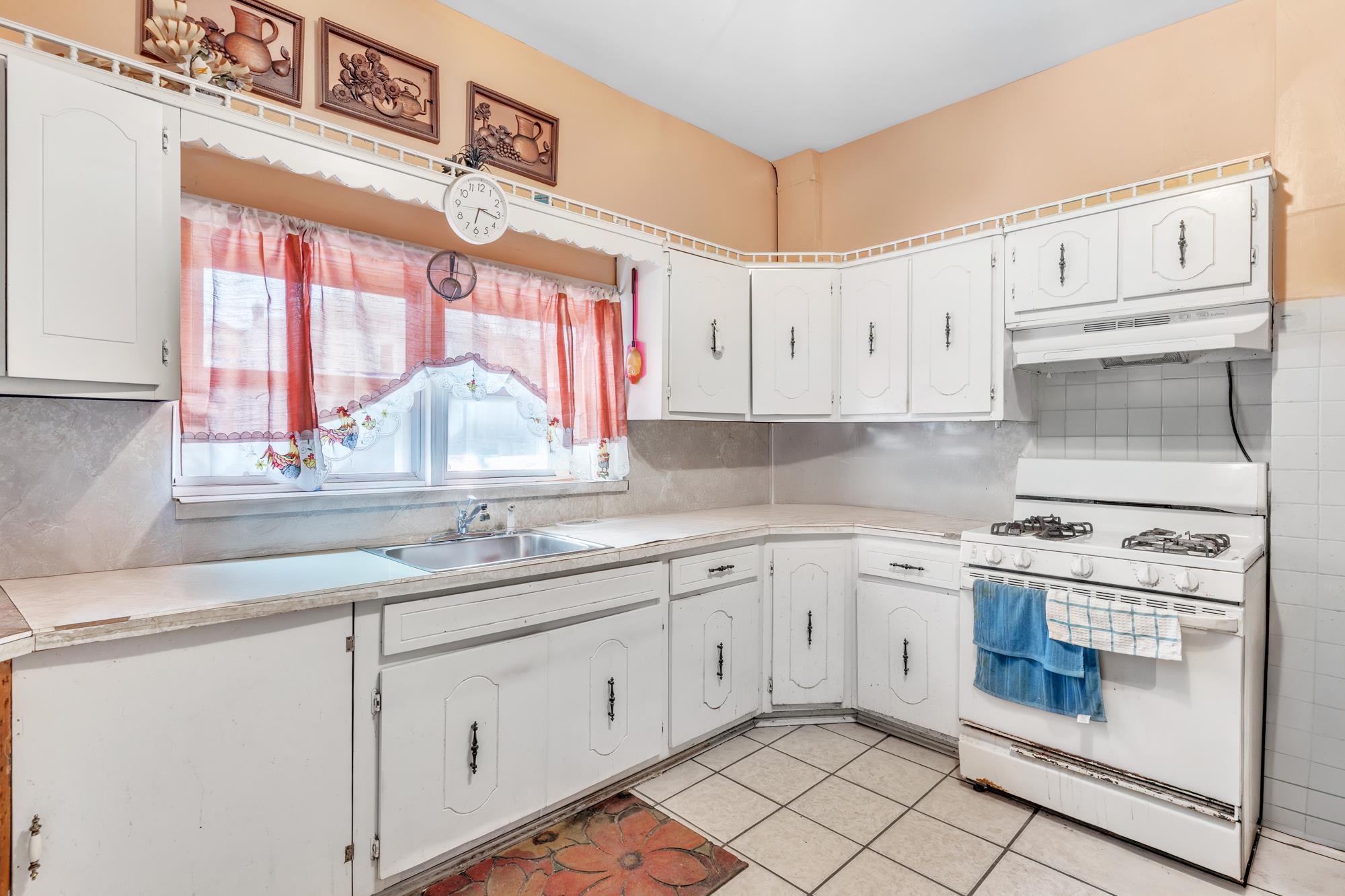 27 Lexington Ave, Jersey City, New Jersey image 11