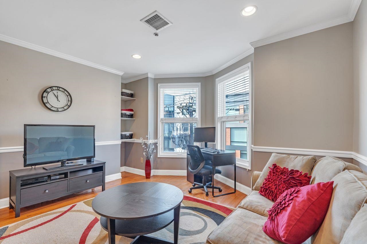 725 Jefferson St #35, Hoboken, New Jersey image 3