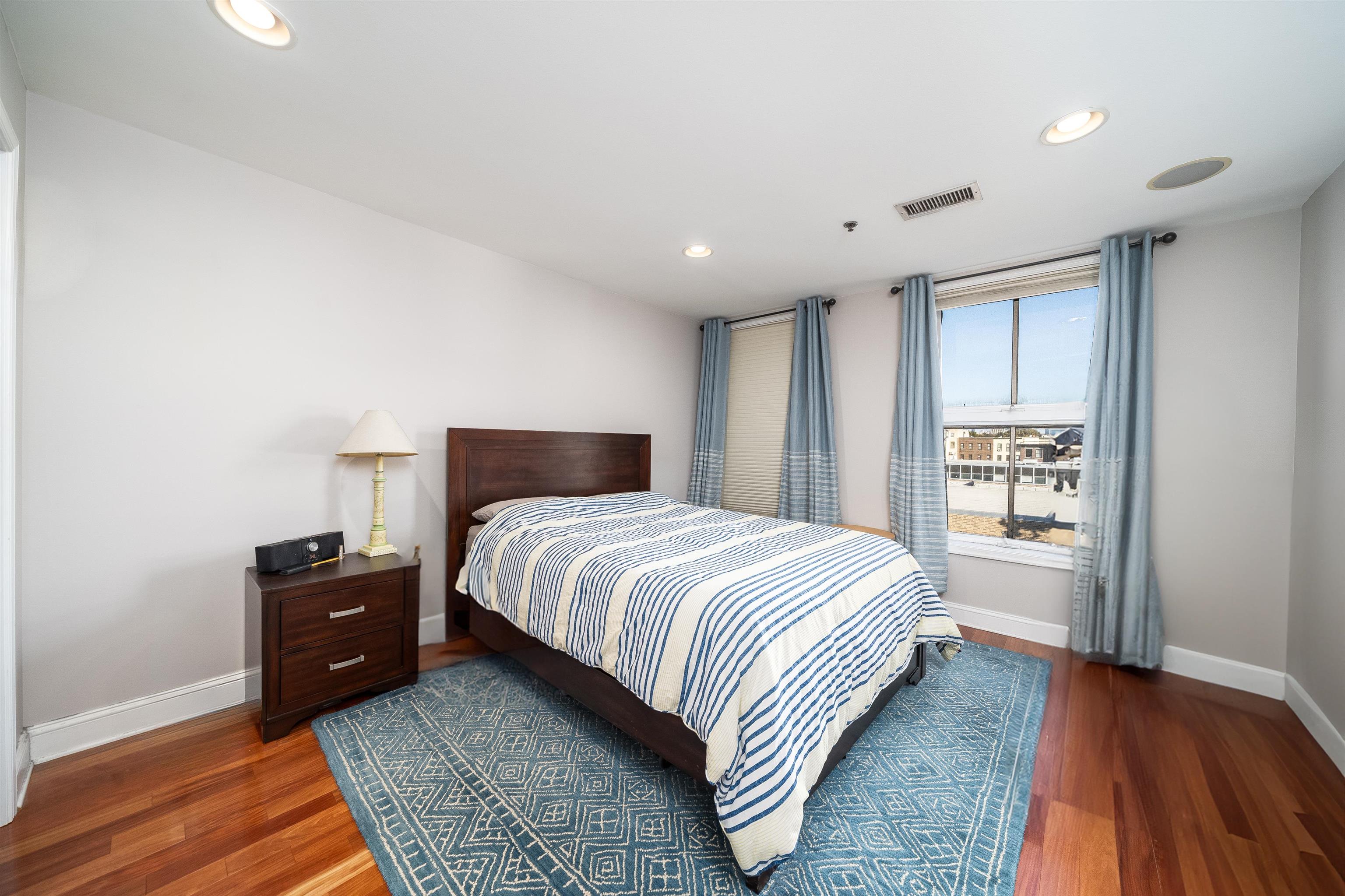 812 Grand St #520, Hoboken, New Jersey image 18