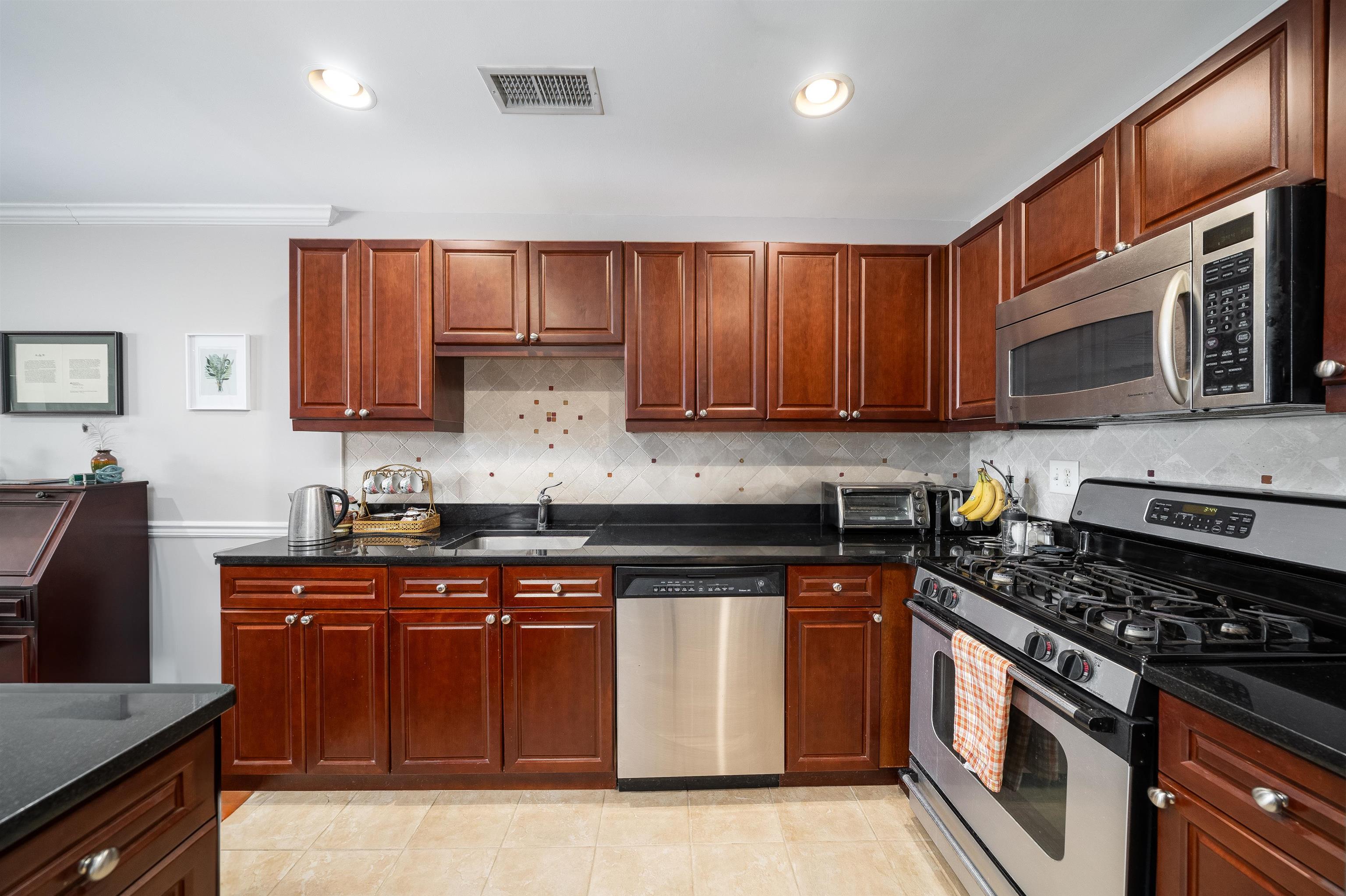 812 Grand St #520, Hoboken, New Jersey image 12