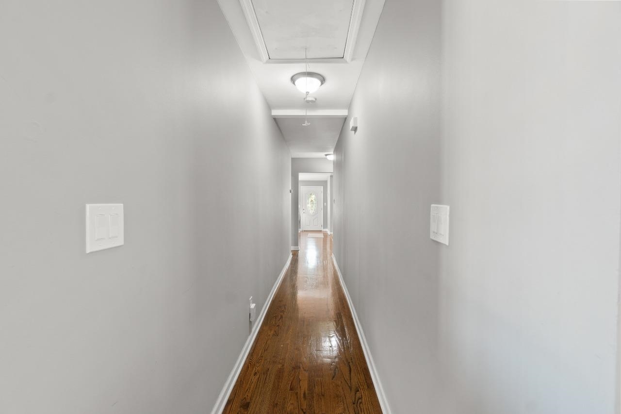 97 Avenue E, Lodi, New Jersey image 21