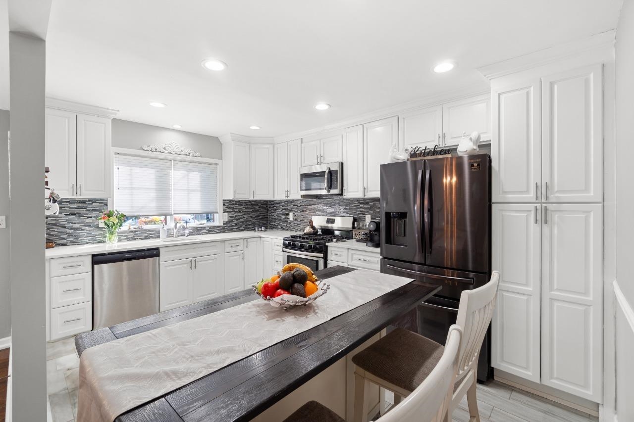 97 Avenue E, Lodi, New Jersey image 11