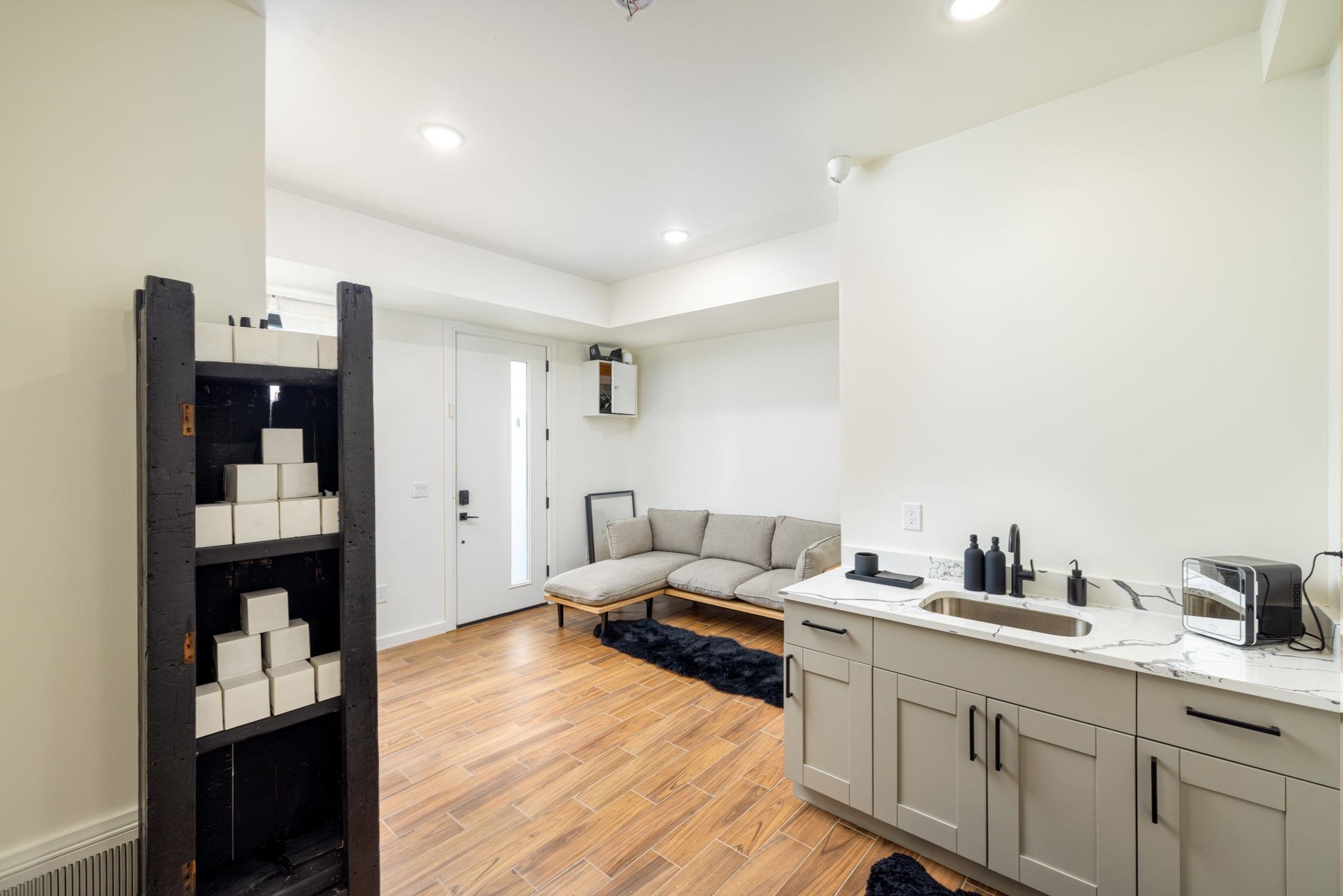89 Lincoln St #2, Jersey City, New Jersey image 22