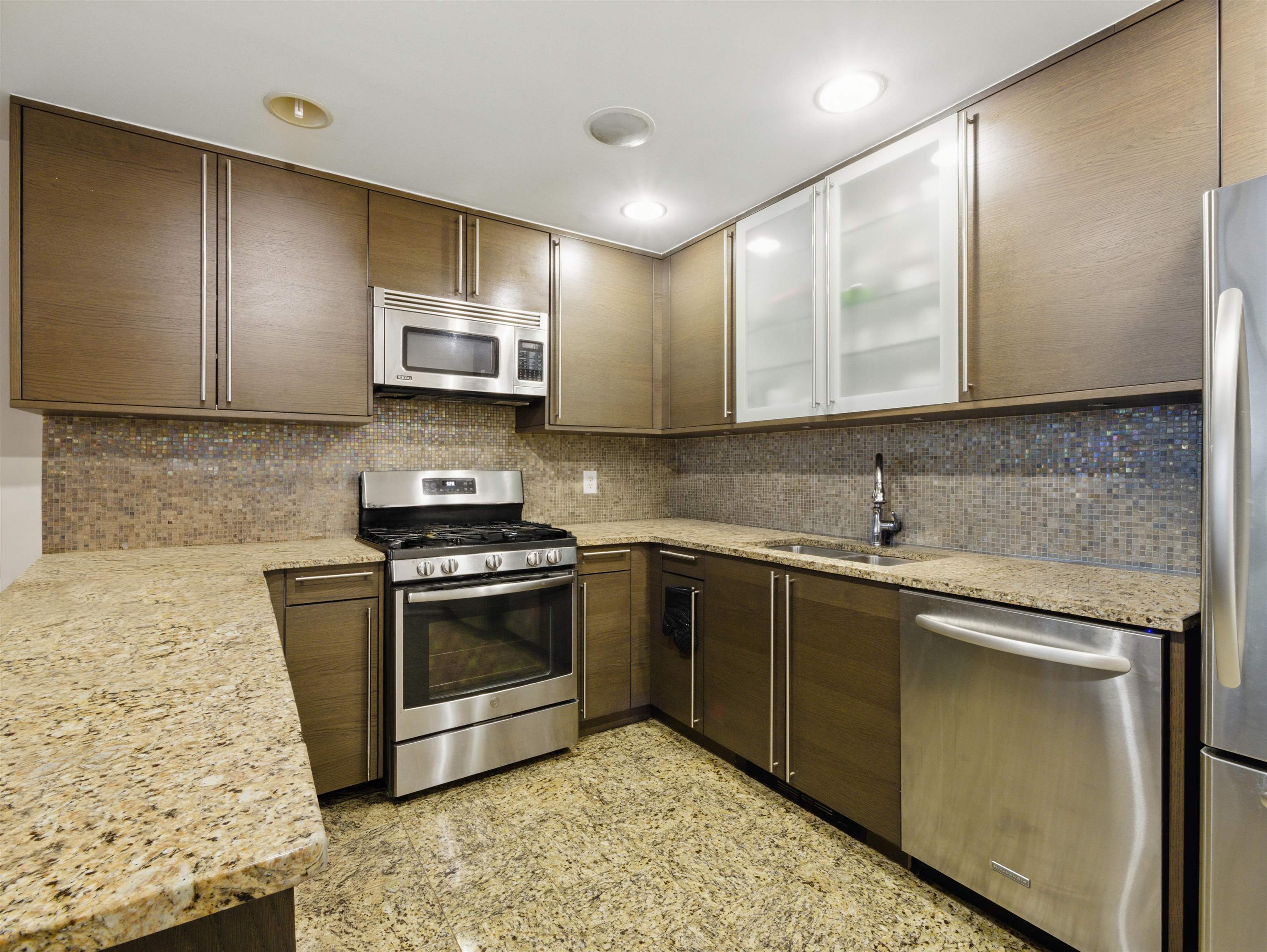 10 Regent St #308, Jersey City, New Jersey image 3