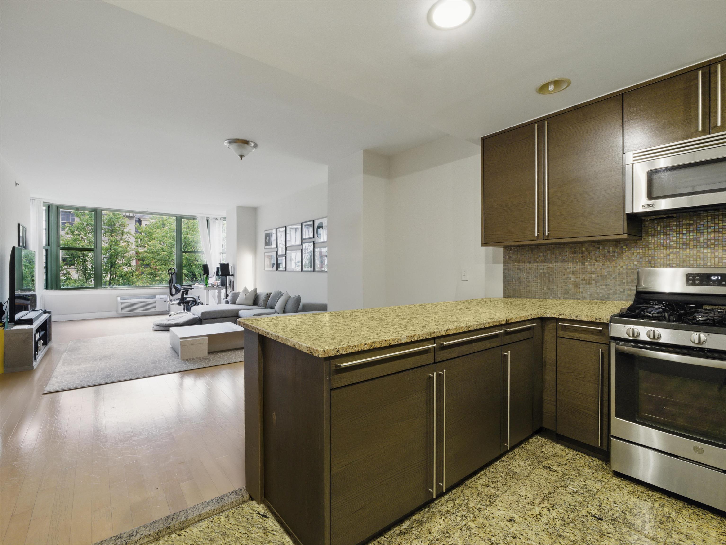 10 Regent St #308, Jersey City, New Jersey image 1