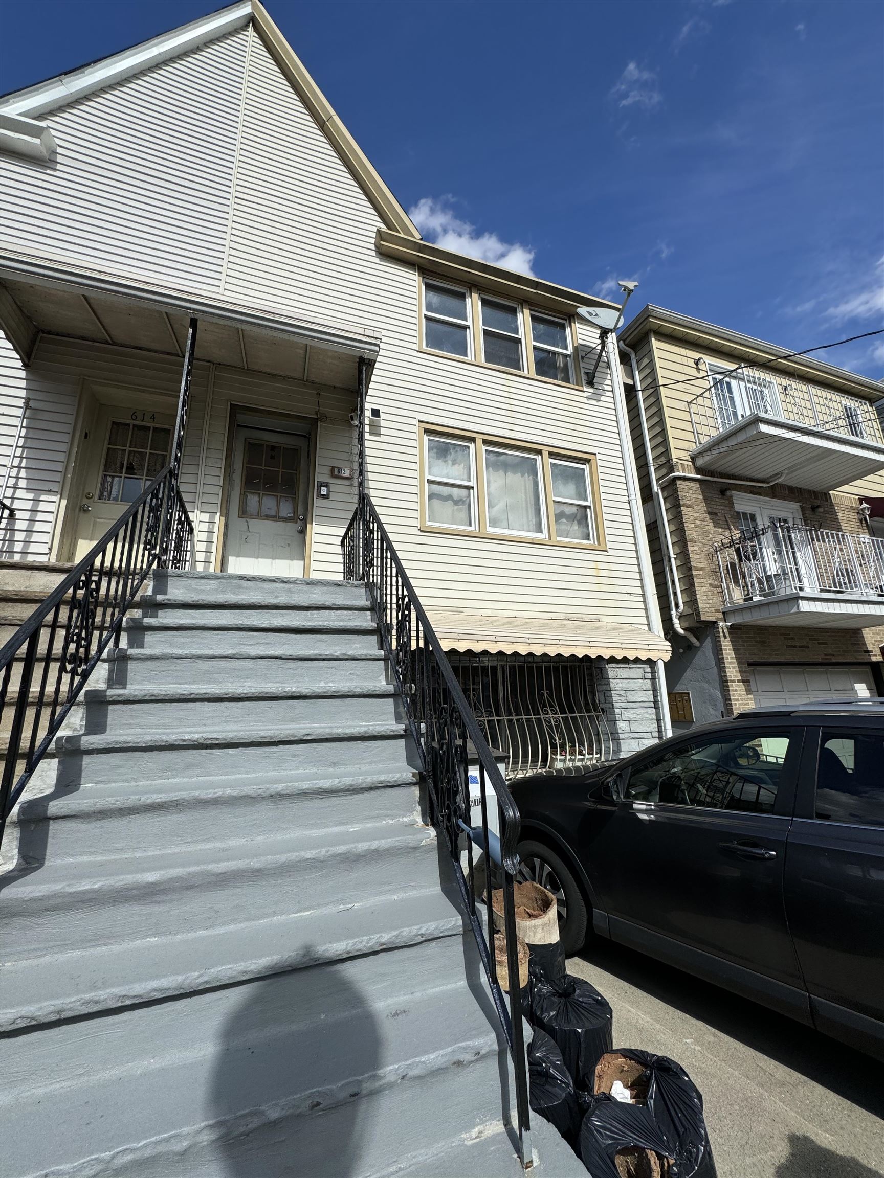 612 11th St, Union City, New Jersey image 4