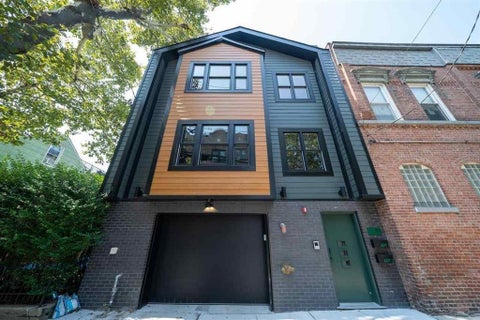 Homes For Rent - 161 Ogden Ave #2<br/> Jersey City, NJ 07307