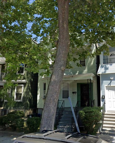 Multifamily For Sale - 96 Clerk St<br/> Hudson County, Jersey City, NJ 07305