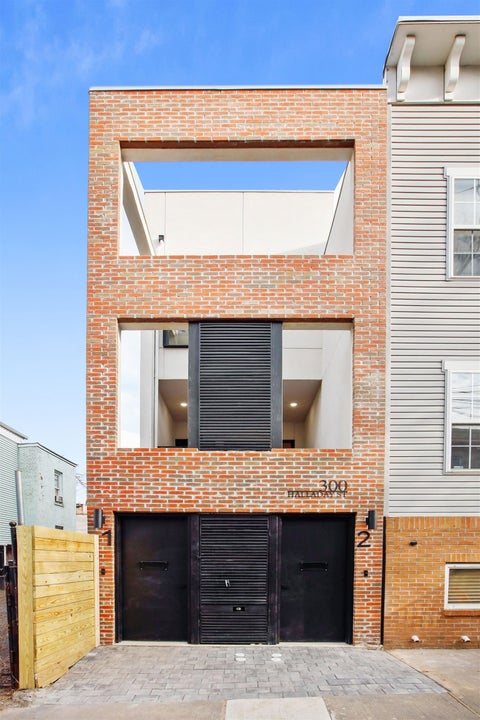 Multifamily For Sale - 300 Halladay St<br/> Jersey City, NJ 07304