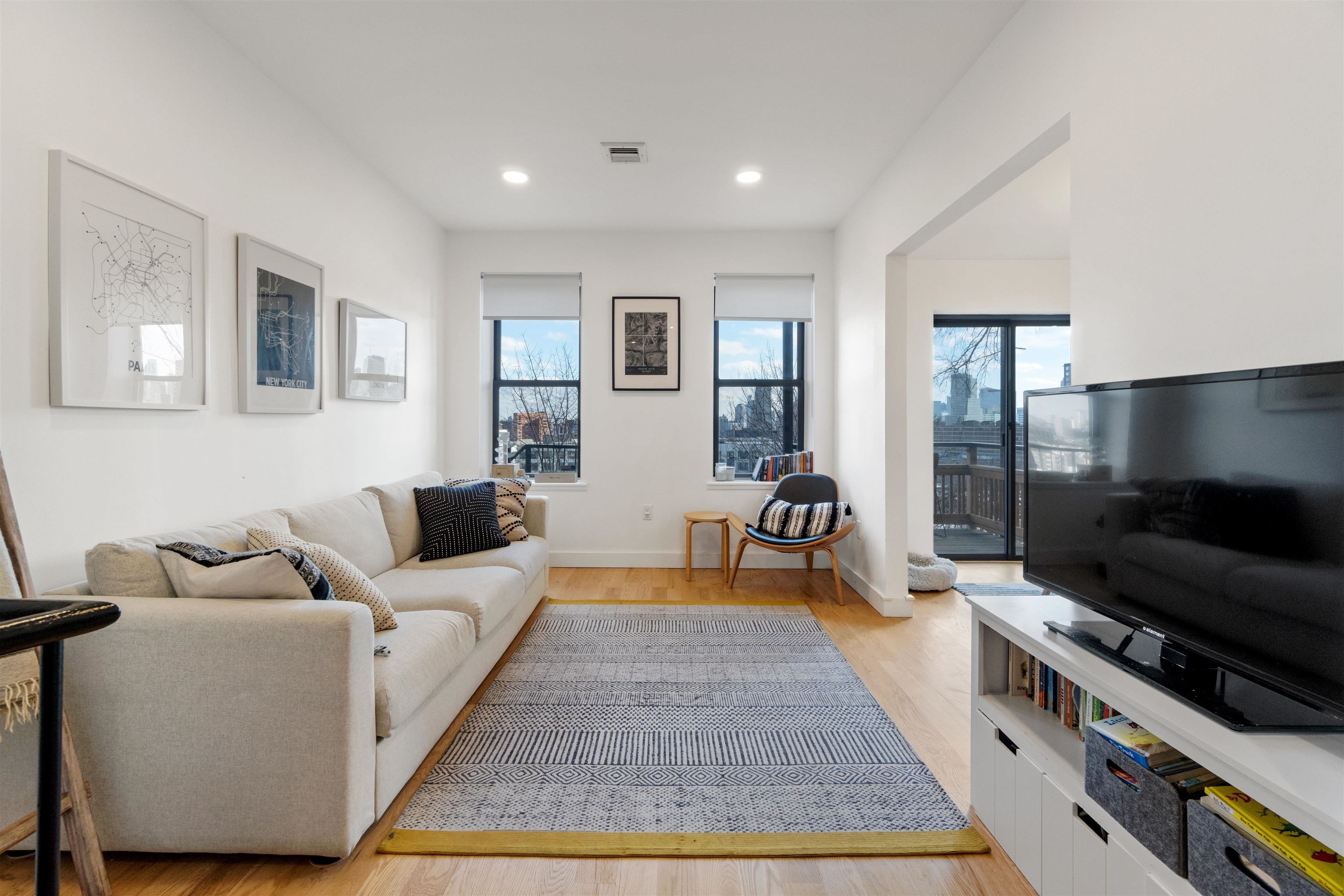 102 Ogden Ave #104, Jersey City, New Jersey image 1