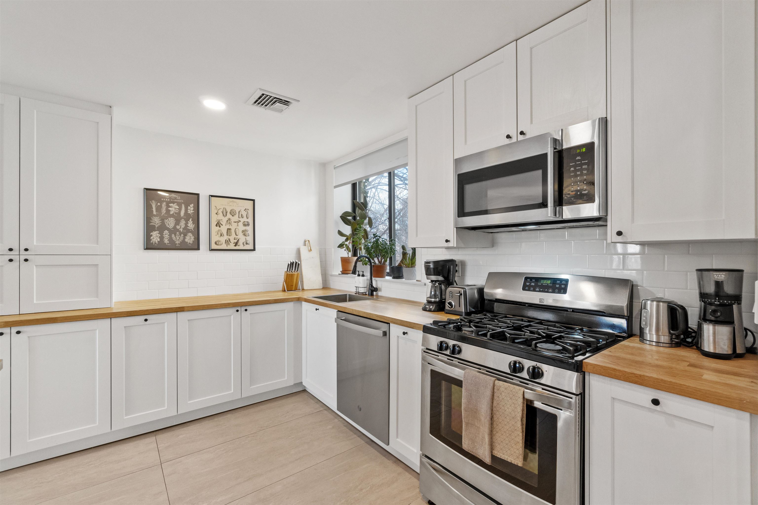 102 Ogden Ave #104, Jersey City, New Jersey image 12