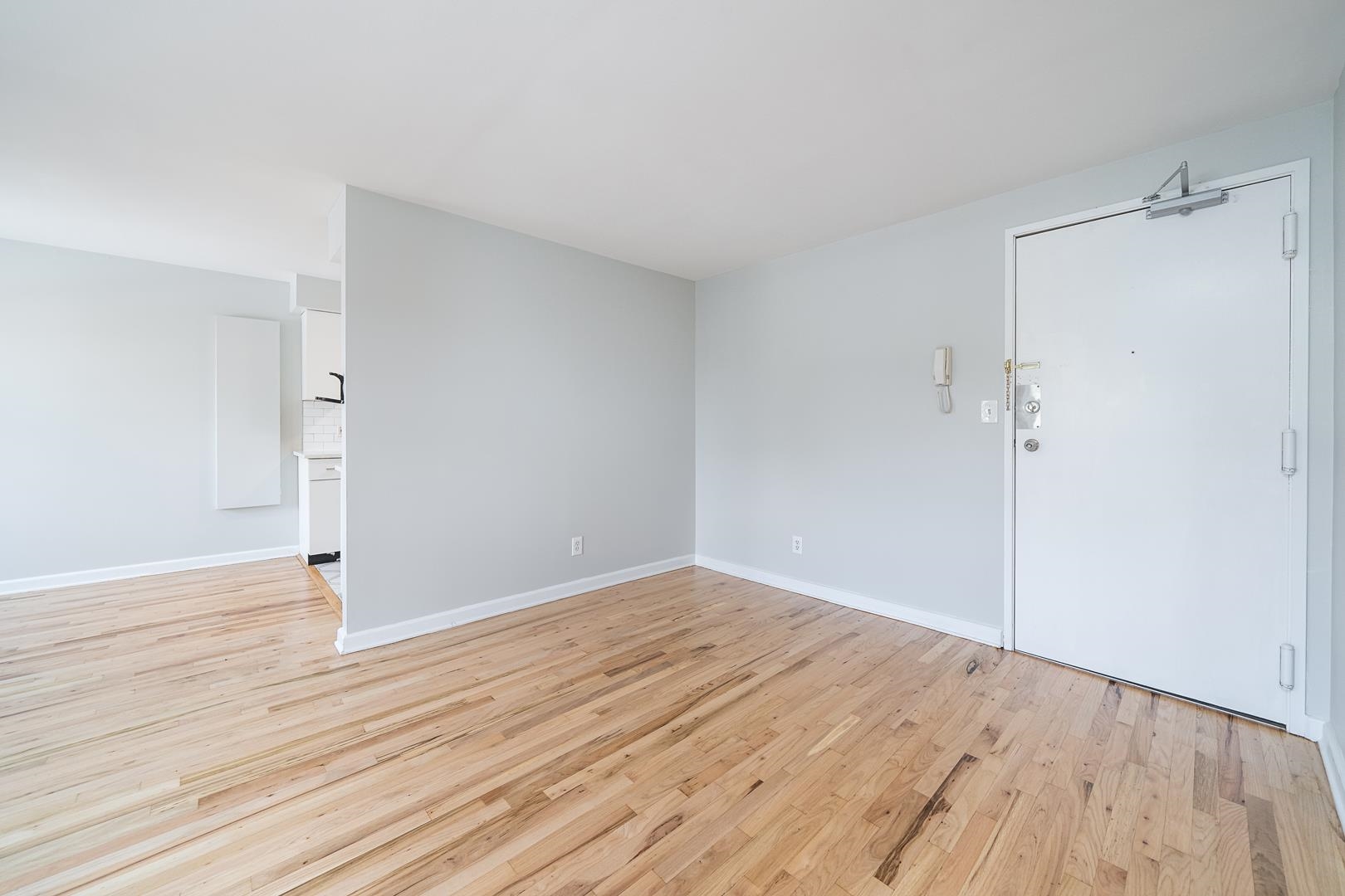 6713 Polk St #4, Guttenberg, New Jersey image 3