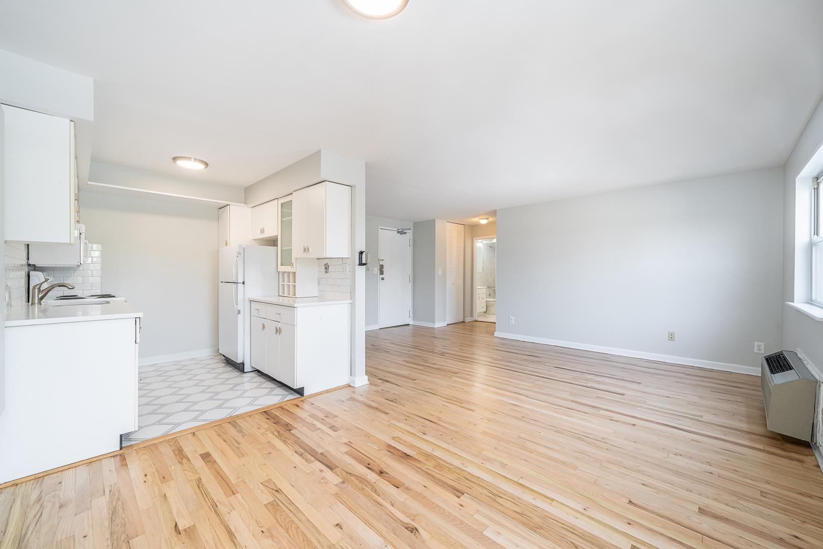6713 Polk St #4, Guttenberg, New Jersey image 1