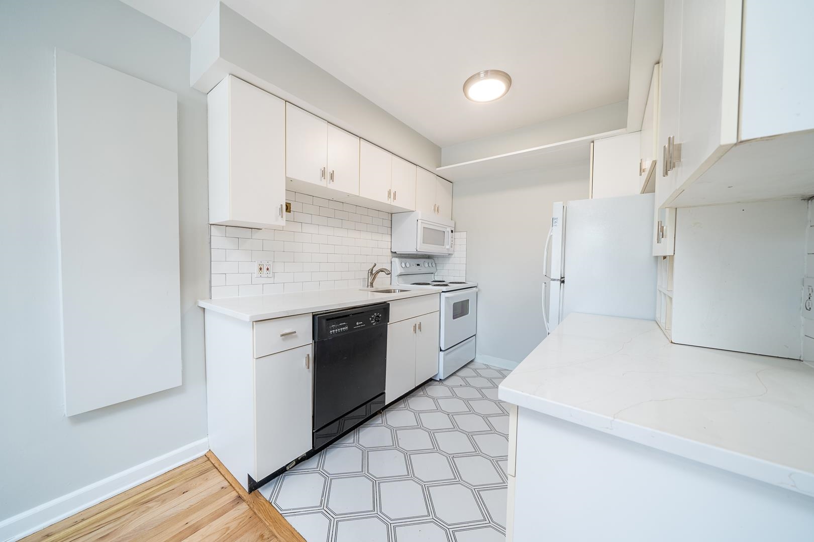 6713 Polk St #4, Guttenberg, New Jersey image 9