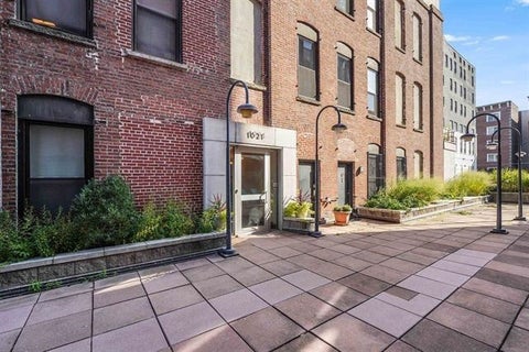 Condo For Sale - 1021 Grand St #1F<br/> Hoboken, NJ 07030