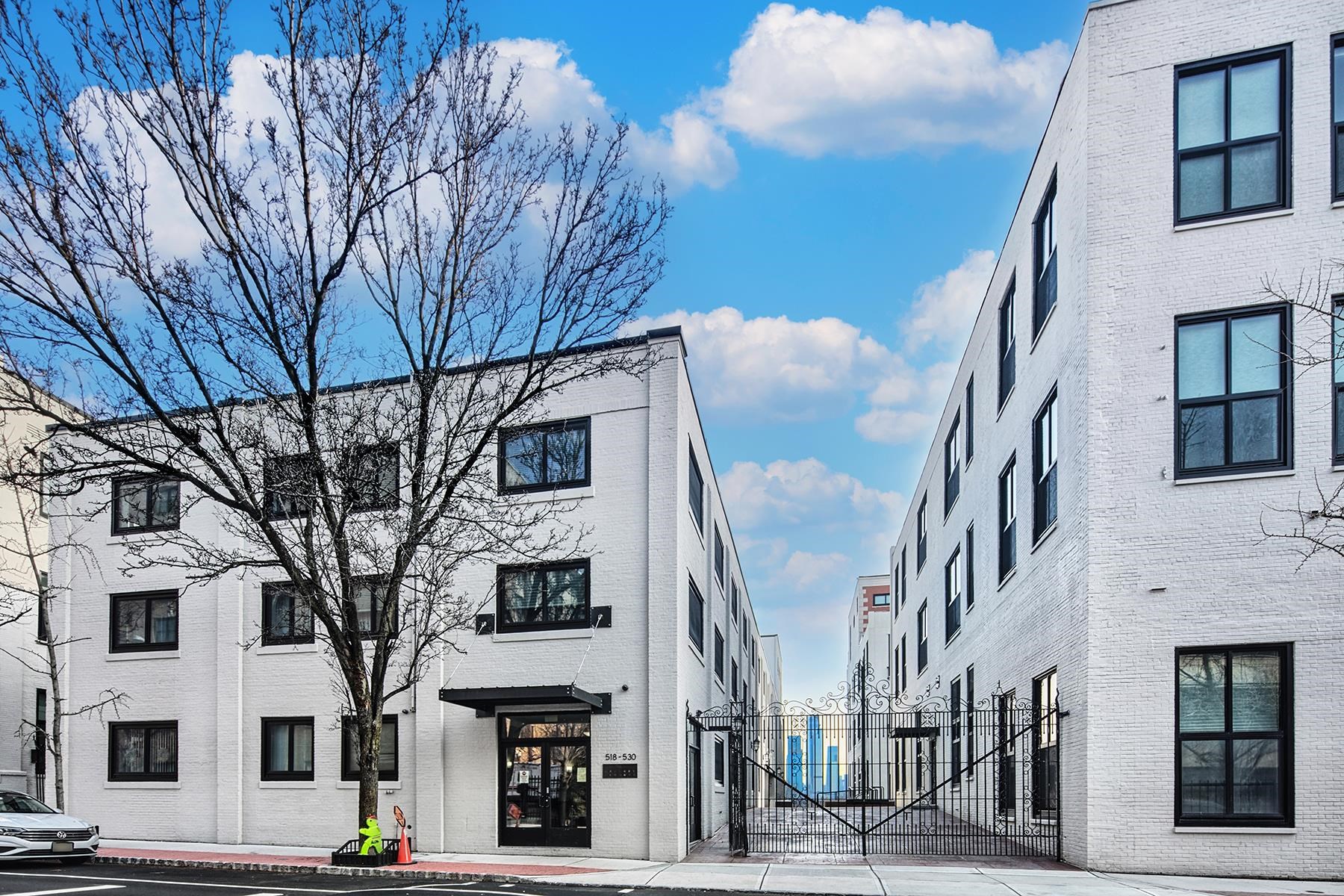 522 Gregory Ave #B201, Weehawken, New Jersey image 23