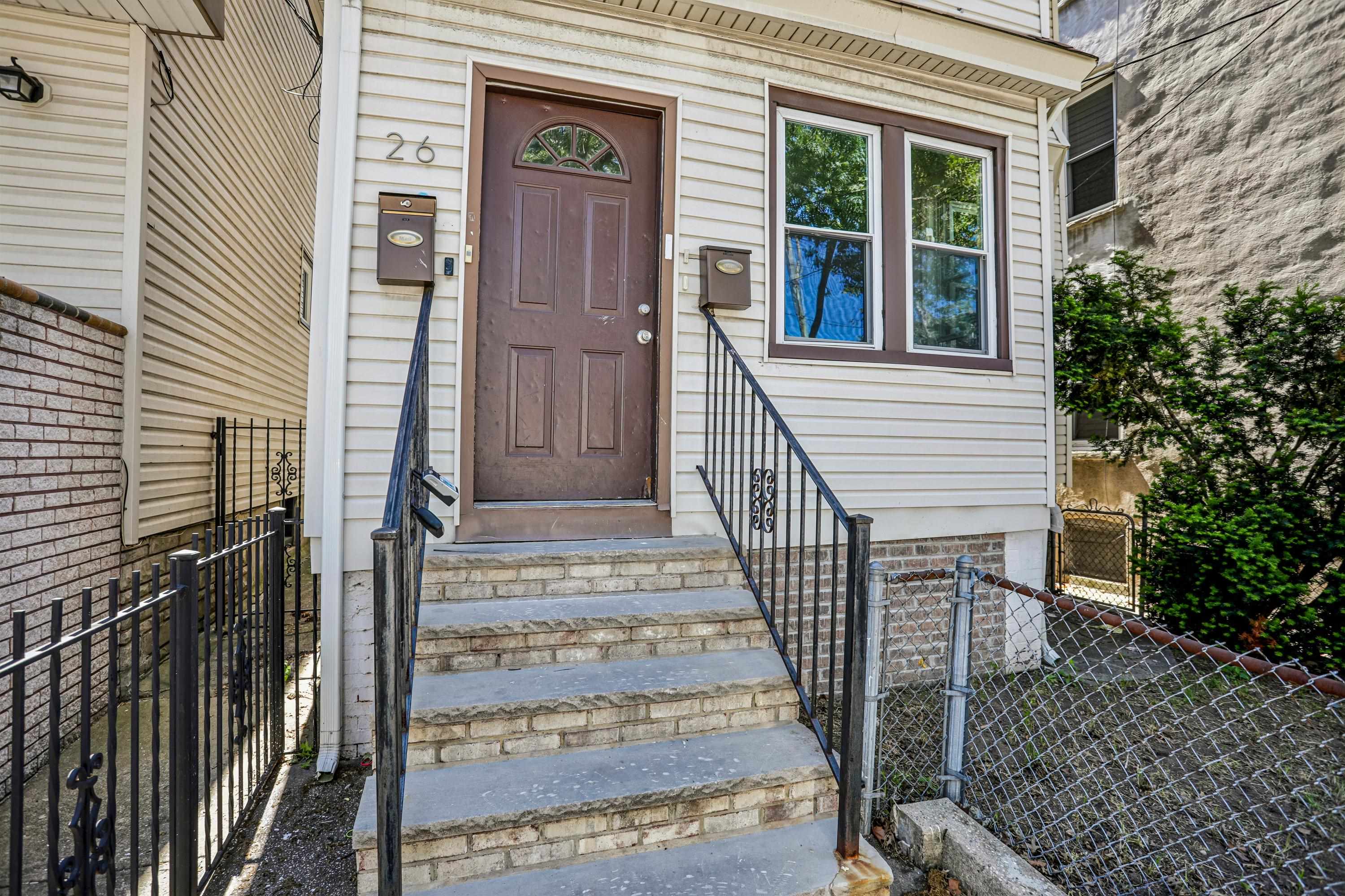 26 OLEAN AVE