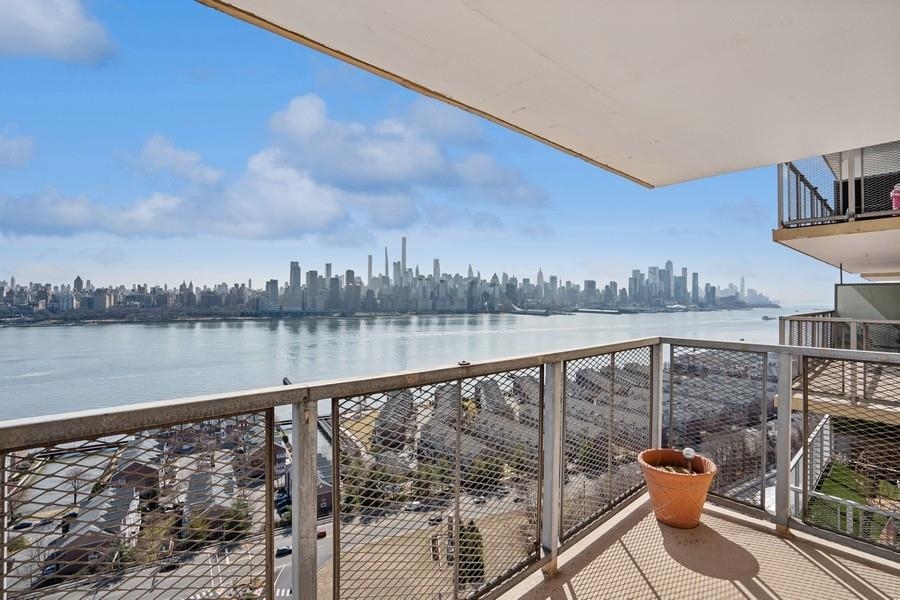 6600 Blvd East #11A, West New York, New Jersey image 3