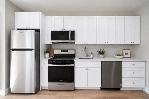 Homes For Rent - 213 Academy St #4B<br/> Jersey City, NJ 07306