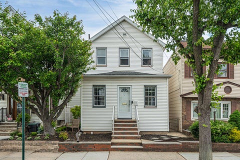 Homes For Rent - 59 West 6th St<br/> Bayonne, NJ 07002