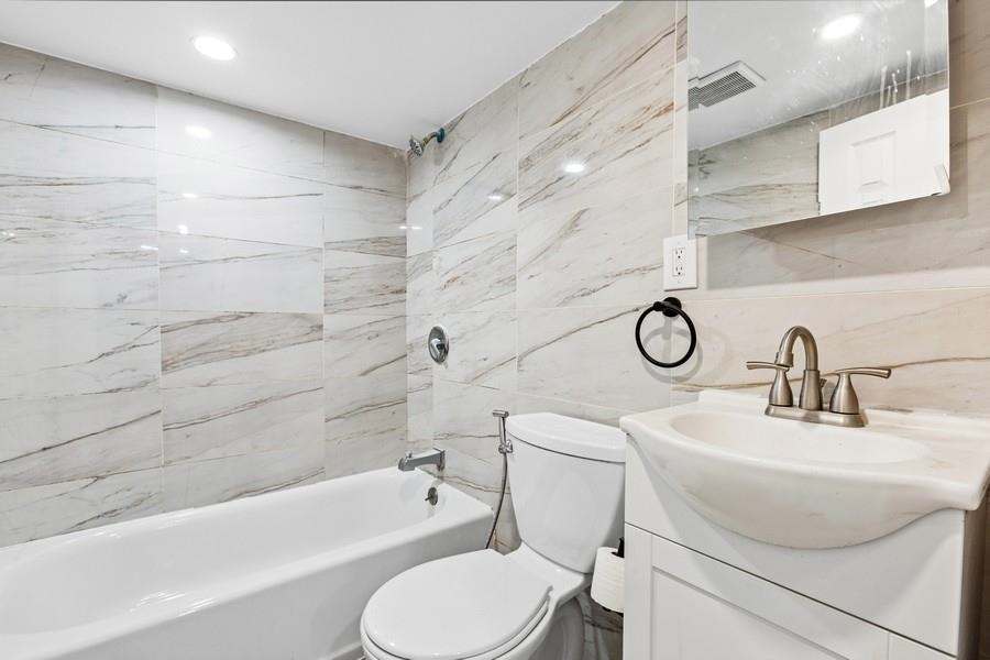 Jersey City, Heights, New Jersey 07307, United States, 4 Bedrooms Bedrooms, ,2 BathroomsBathrooms,Residential,Active,184614