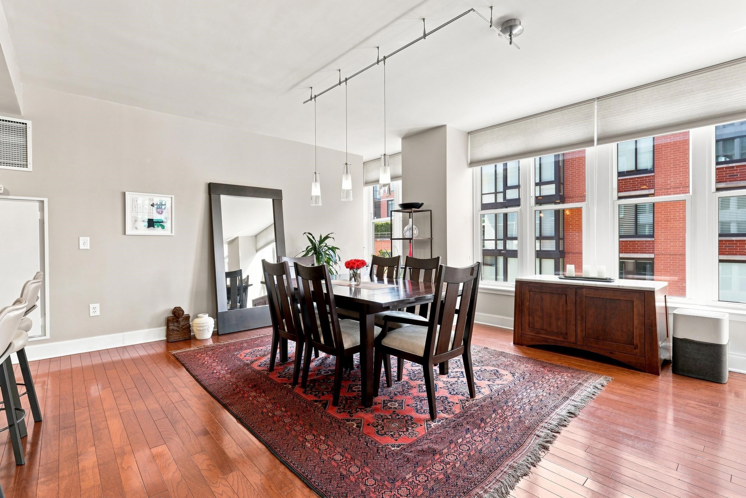 1125 MAXWELL LANE 438