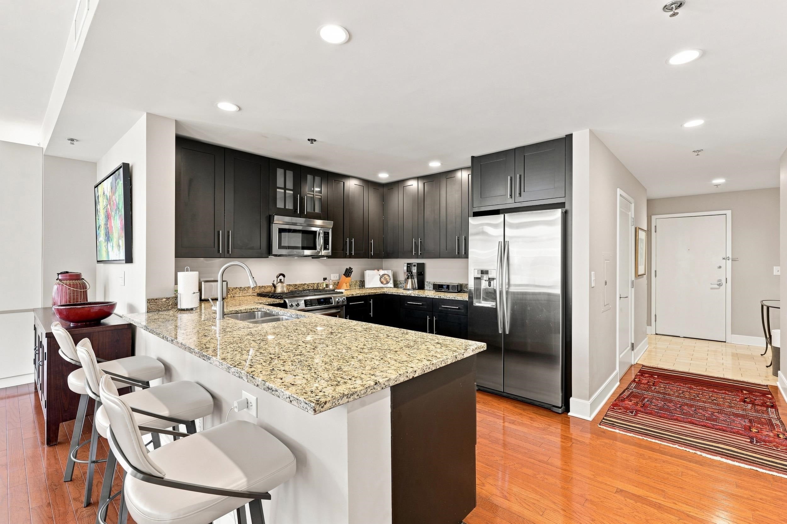 1125 MAXWELL LANE 438