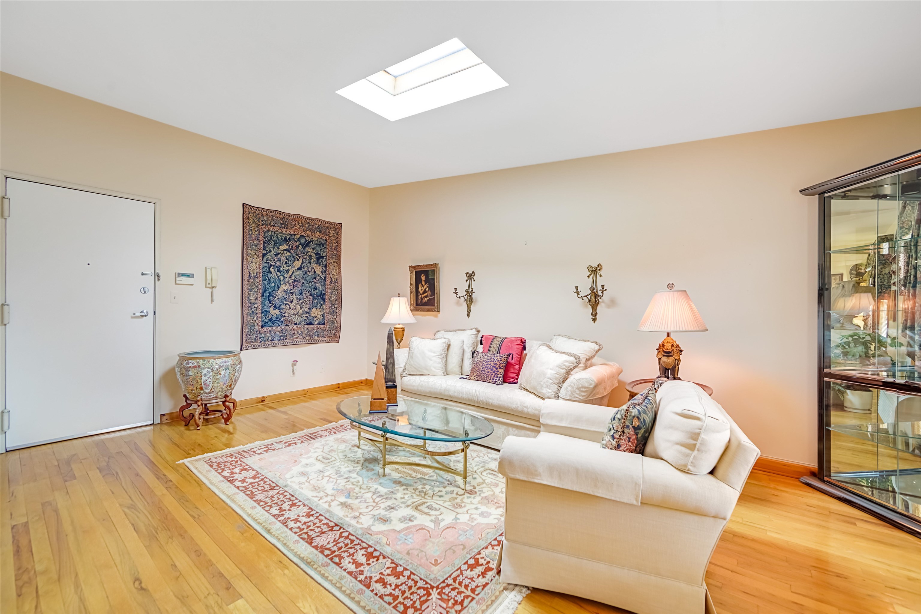 416 68th St #12, Guttenberg, New Jersey image 8