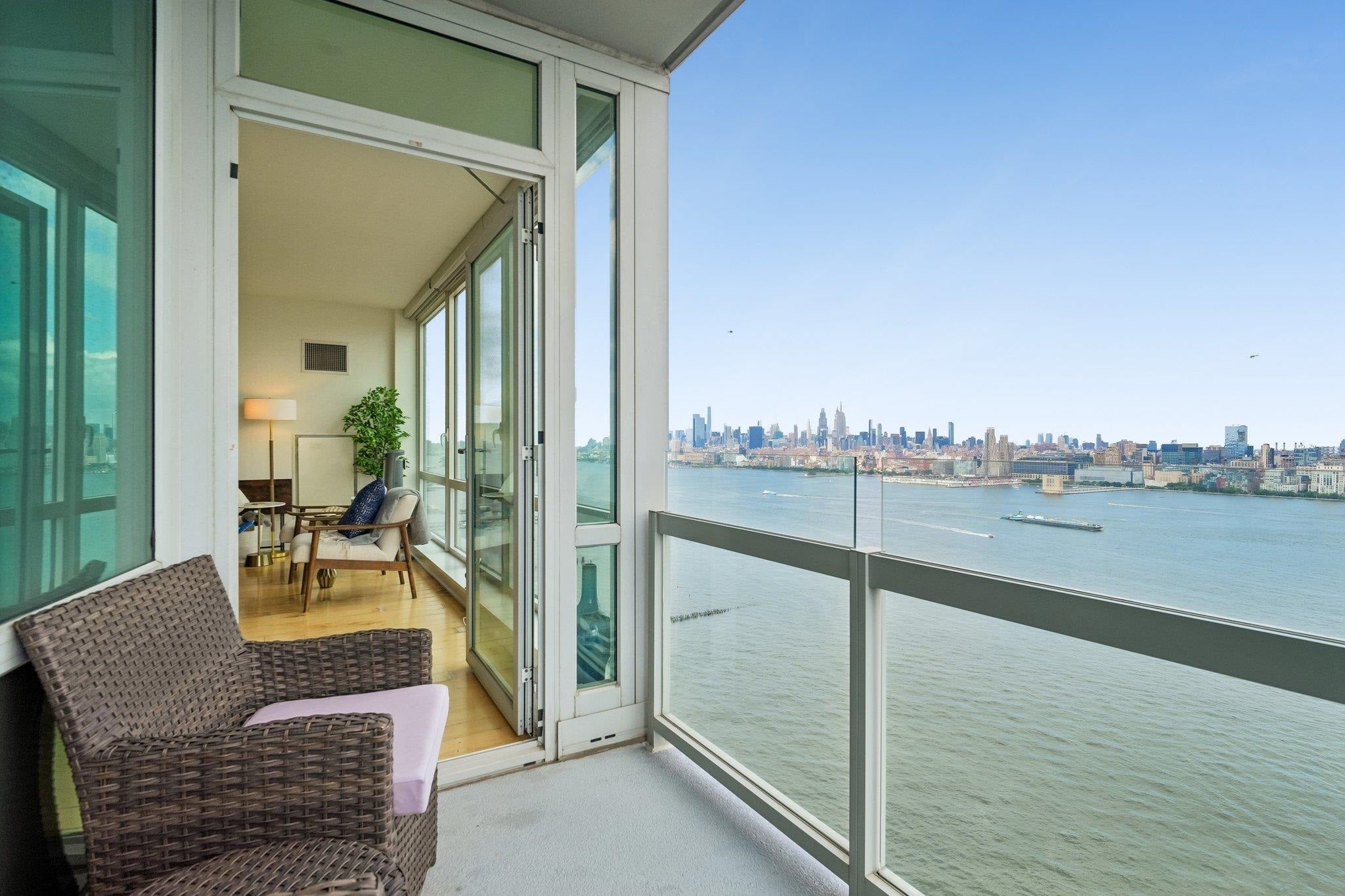 Search Homes 4 2 2ND ST 3503
