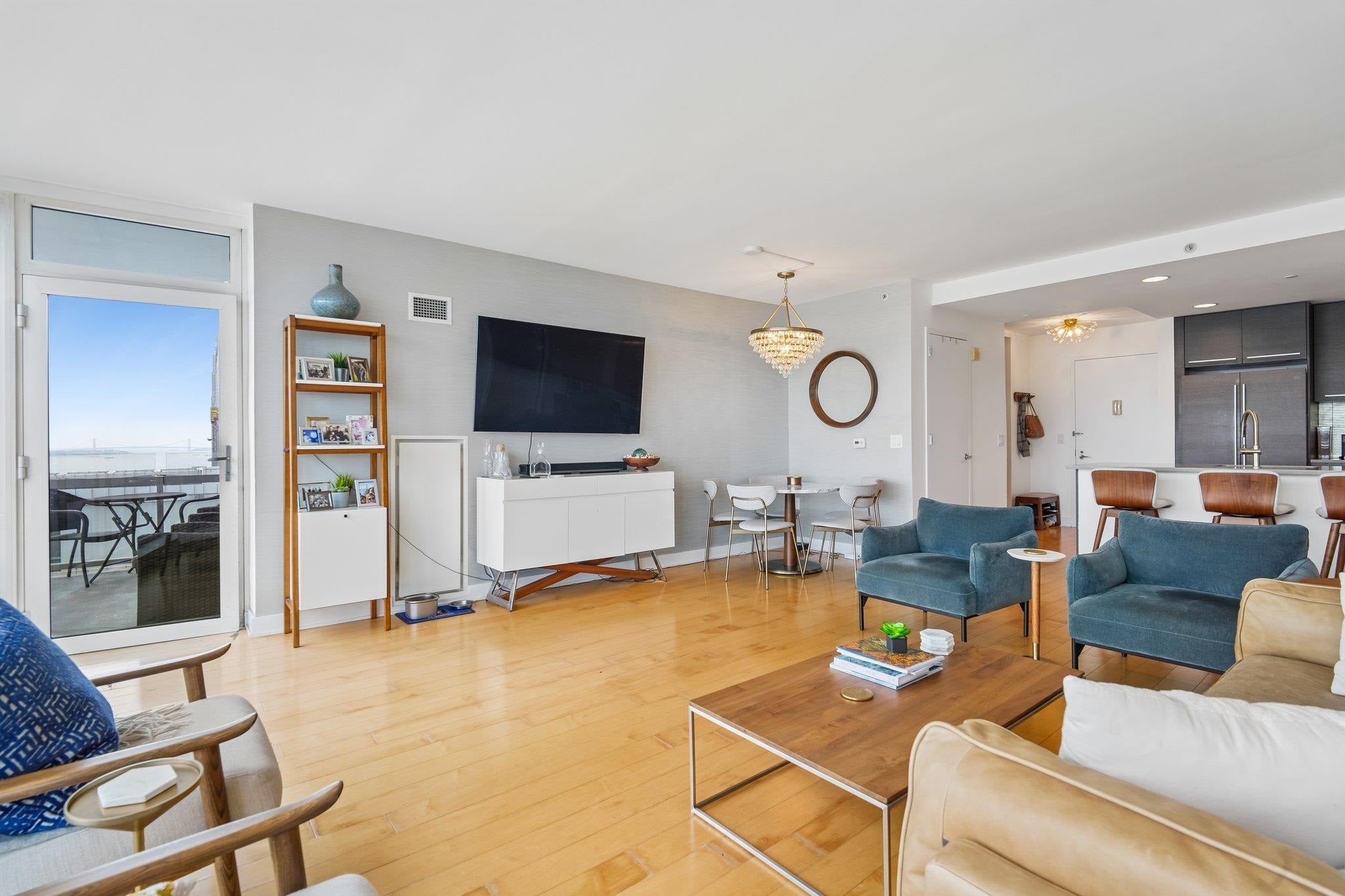 Search Homes 3 2 2ND ST 3503