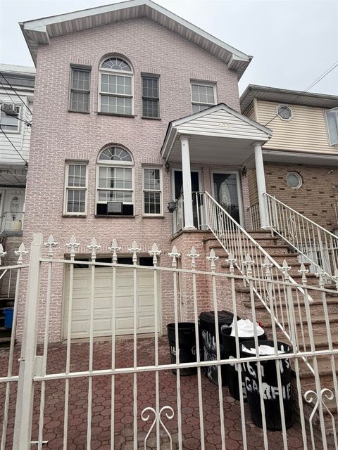 Multifamily For Rent - 167 Garfield Ave #2<br/> Jersey City, NJ 07305