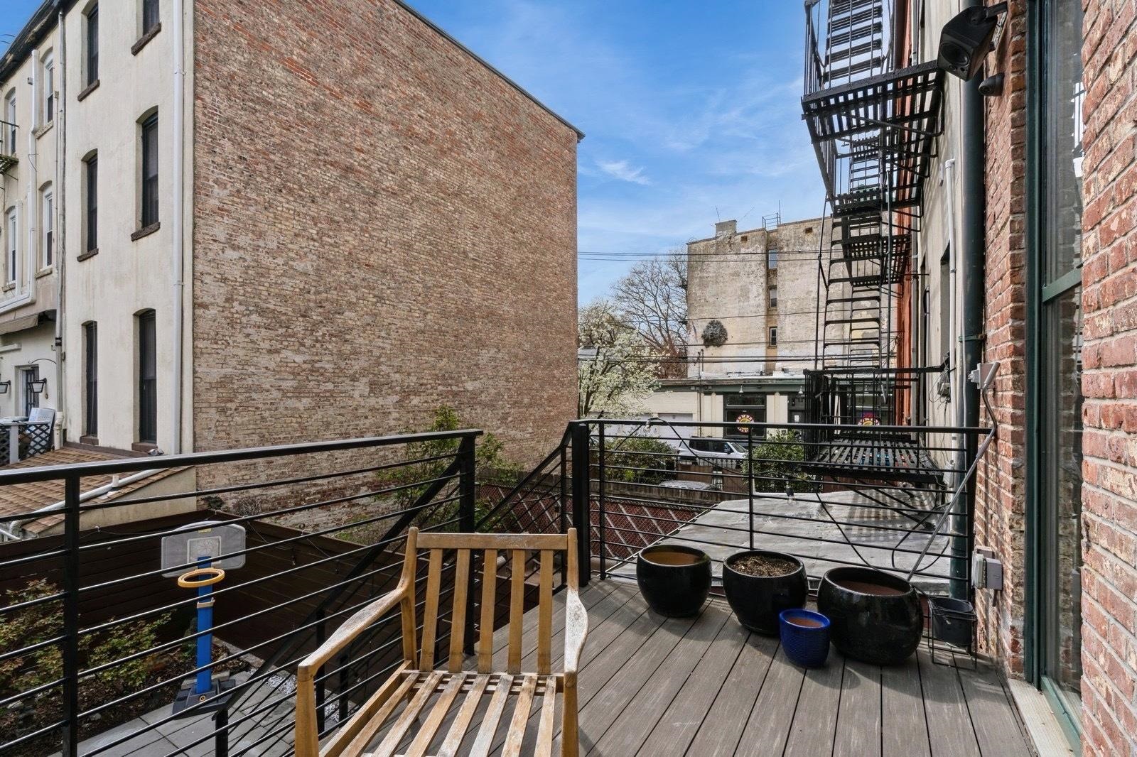 225 8th St, Jersey City, New Jersey image 8